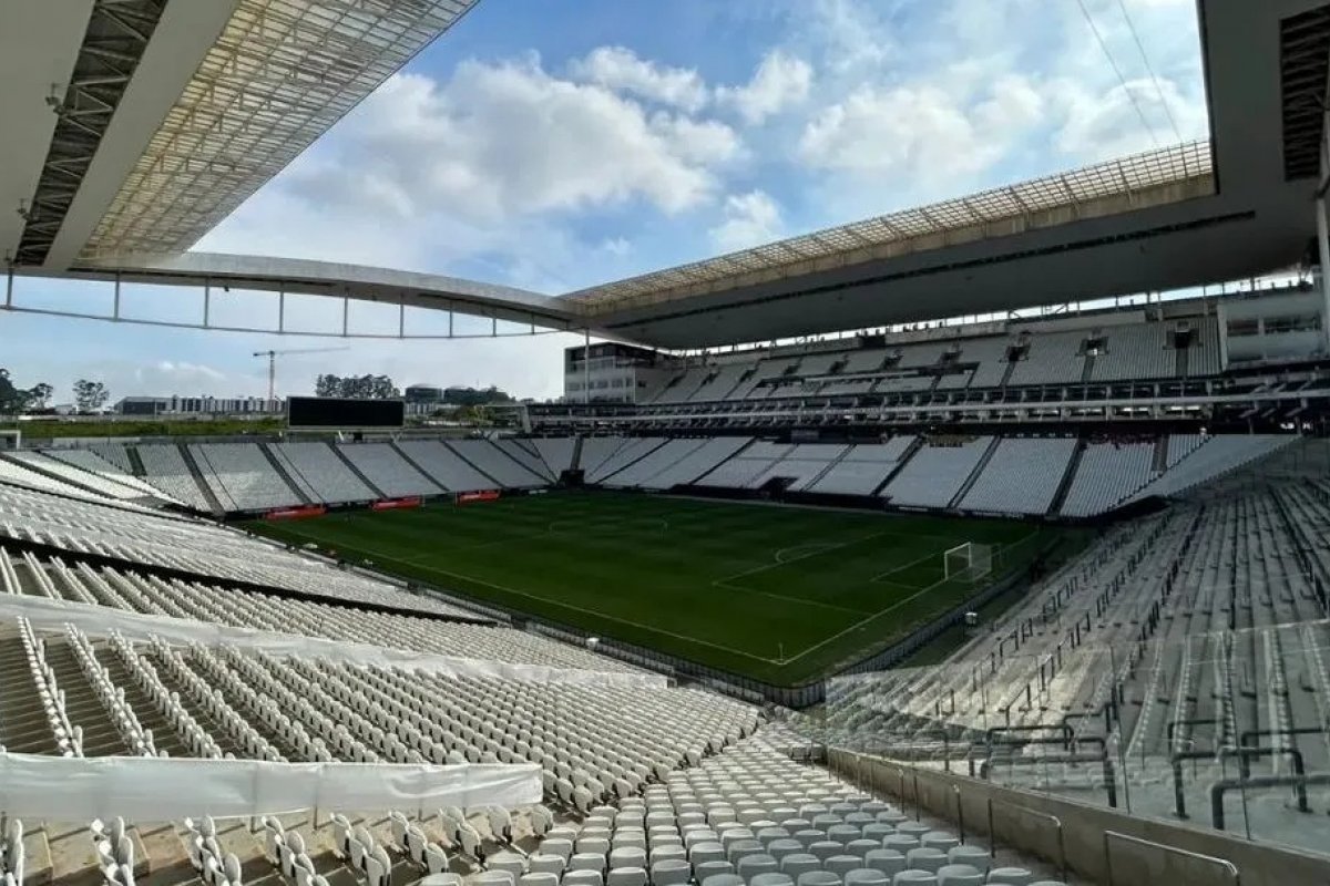 Arena do Corinthians deixa de pagar fornecedores atingida por liquidação da Reag, ligada a caso Master