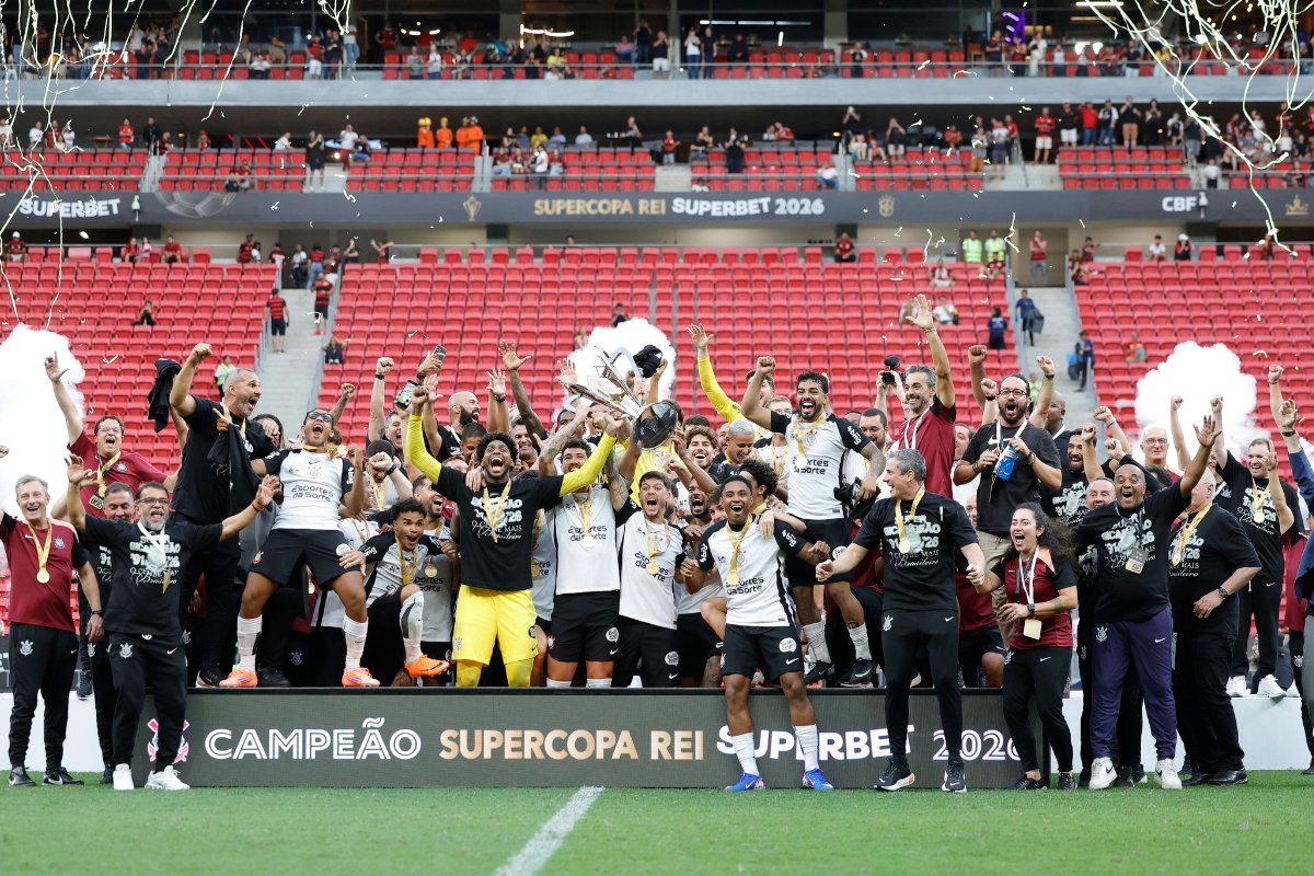 Corinthians vence Flamengo e conquista Supercopa Rei 2026
