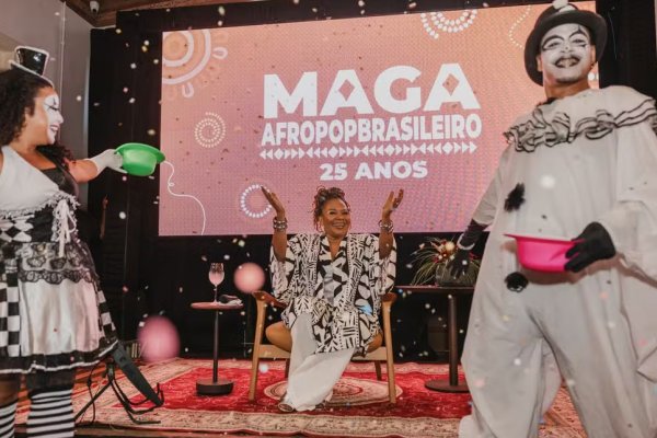 [Margareth Menezes volta ao Bloco Os Mascarados em Salvador após cinco anos ]