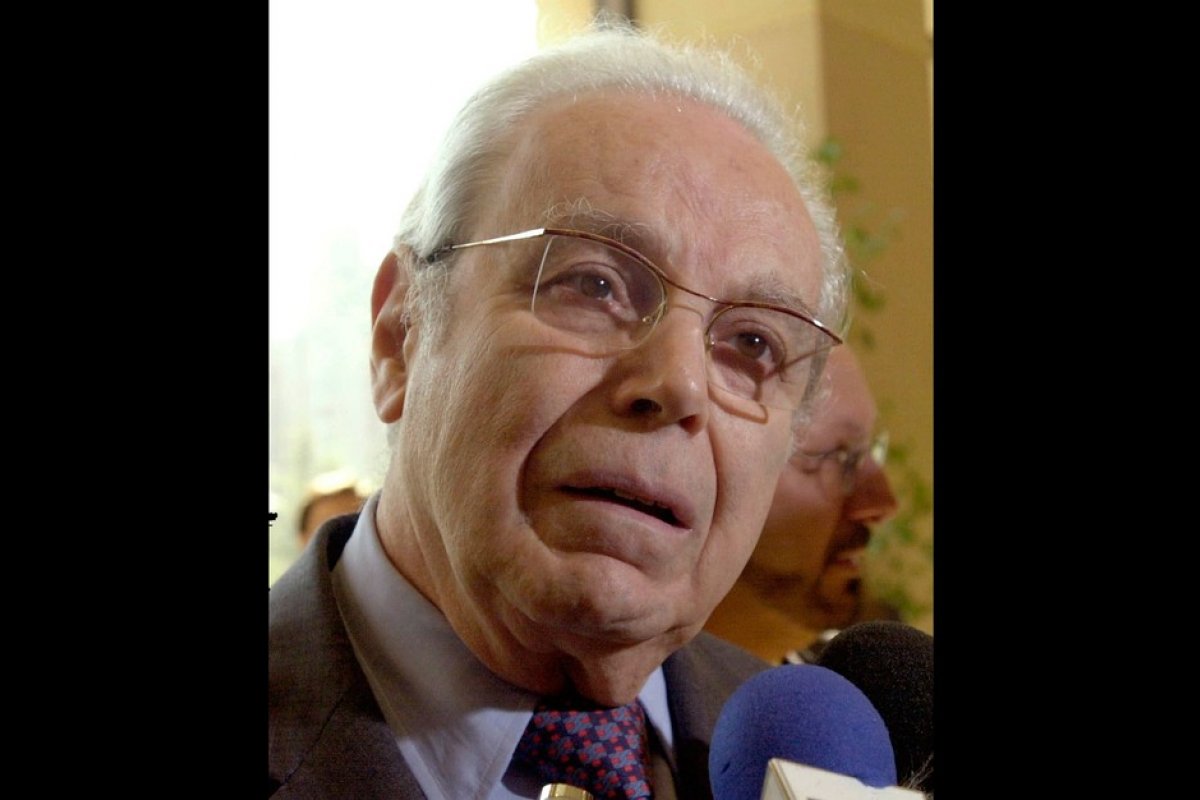 Morre aos 100 anos ex-secretário-geral da ONU Javier Pérez de Cuéllar