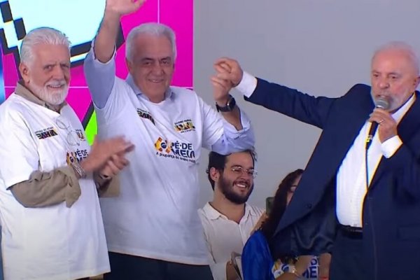 [Após Coronel romper com base governista na Bahia, Lula se reúne com Otto e Wagner]