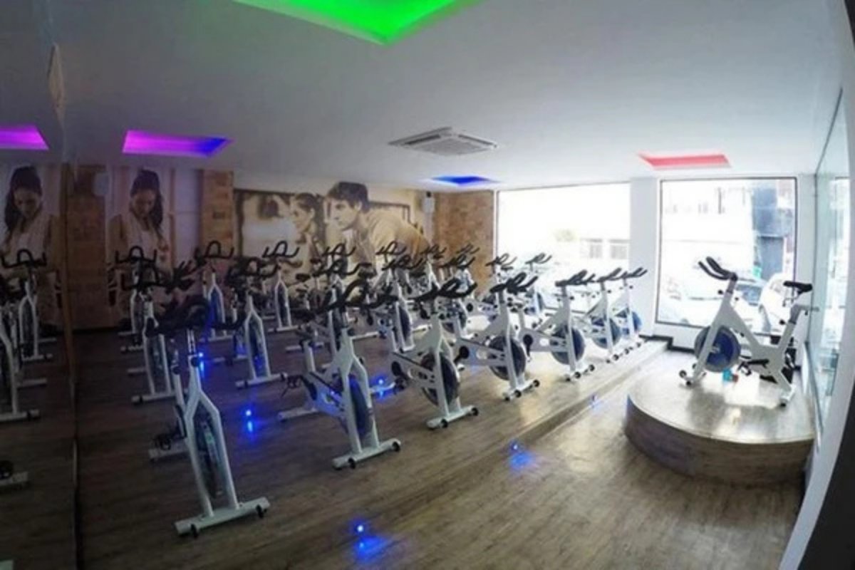 Rede de academias de Salvador encerra atividades sem aviso prévio e com pendências trabalhistas 