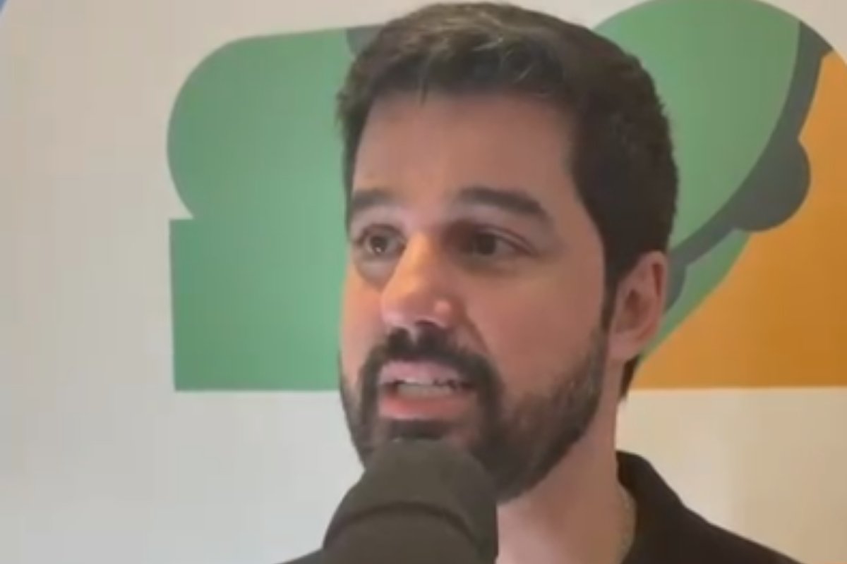 Vídeo: Secretário de Mobilidade anuncia nova linha de ônibus gratuita durante o Carnaval de Salvador