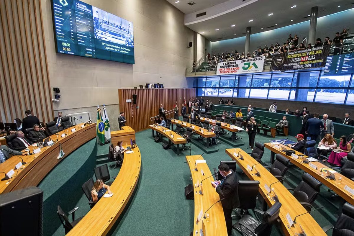 Banco Master, BRB e impeachment contra Ibaneis são temas da 1ª sessão de 2026 da Câmara do DF