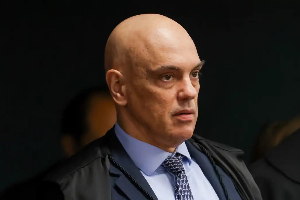 VÍDEO: Alexandre de Moraes afirma que juízes podem receber por palestras e adquirir ações de empresas privadas