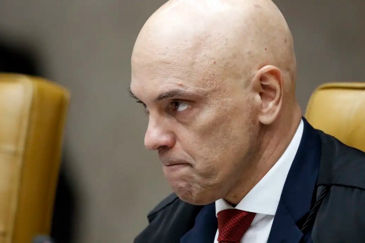 Moraes manda governo do RJ enviar à PF imagens de Operação Contenção