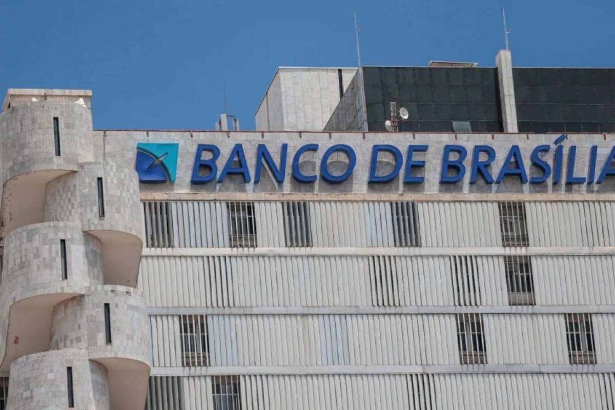 Clientes pagaram dívida com Will Bank, mas agora estão na lista de devedores do BRB