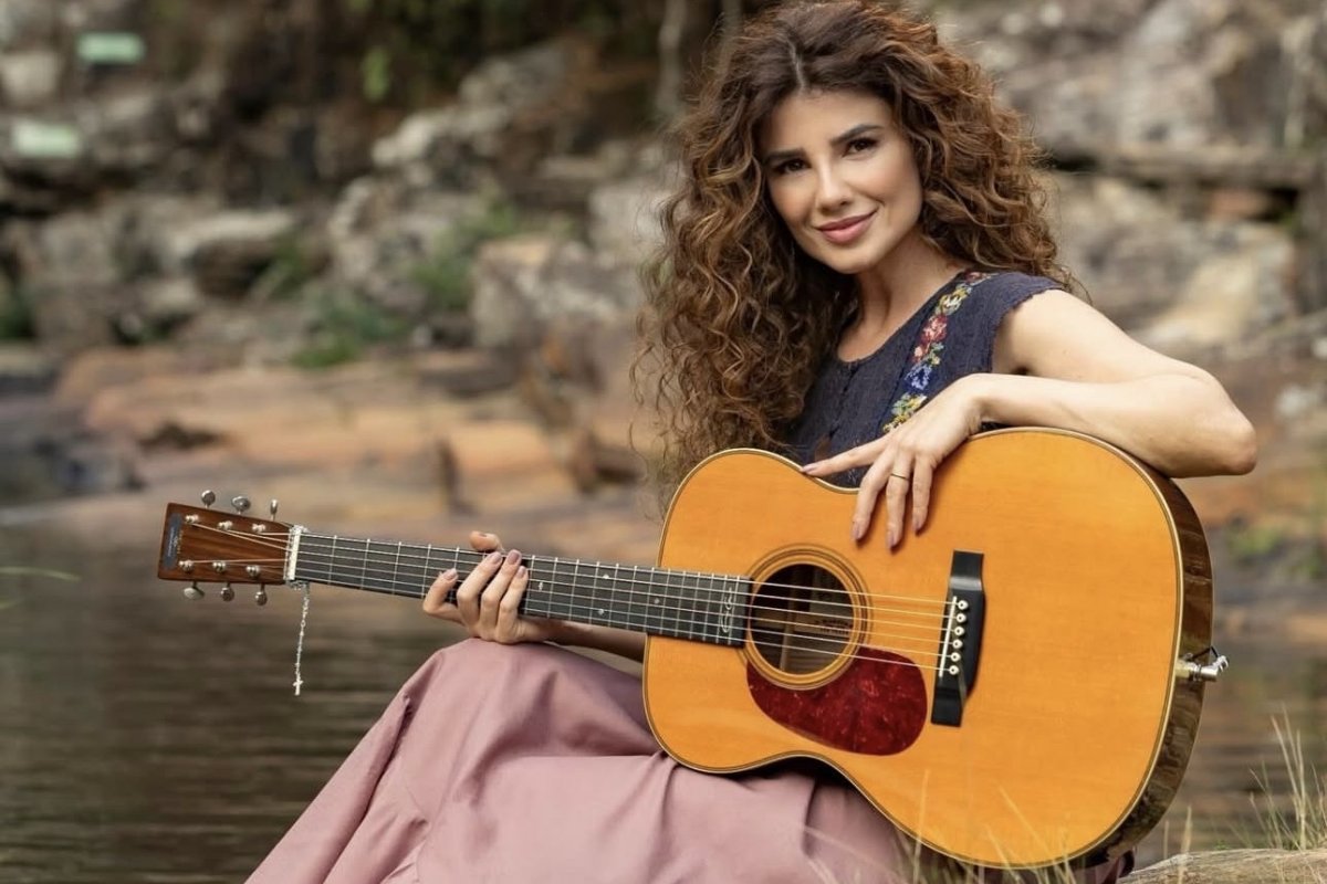 Paula Fernandes revela como a toxina botulínica mudou sua relação com a enxaqueca! 