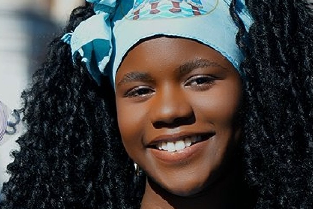 Afoxé Olorum Baba Mi desfila no Pelourinho com homenagem aos Ibejis no Carnaval 2026! 