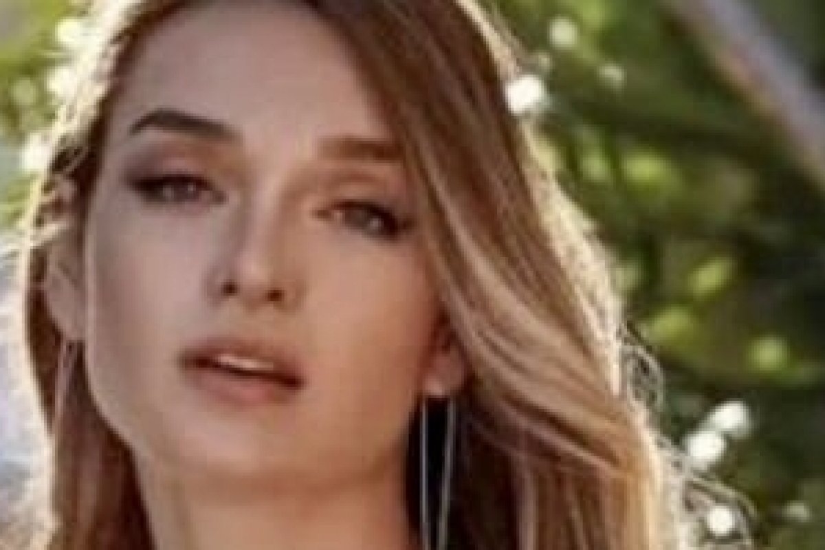 Cymbeline Paris promove bazar exclusivo de vestidos de noiva na capital baiana!