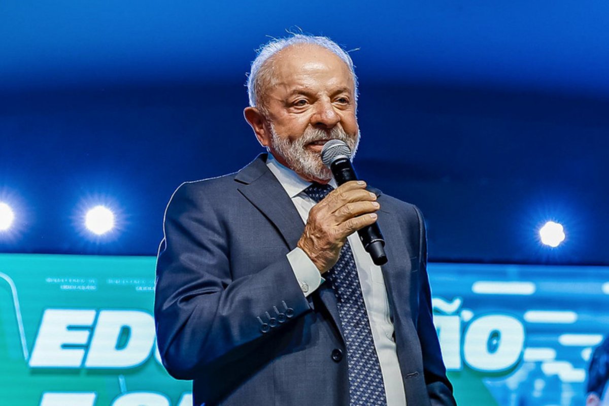 49% dos brasileiros desaprovam e 45% aprovam o governo Lula, aponta pesquisa Quaest
