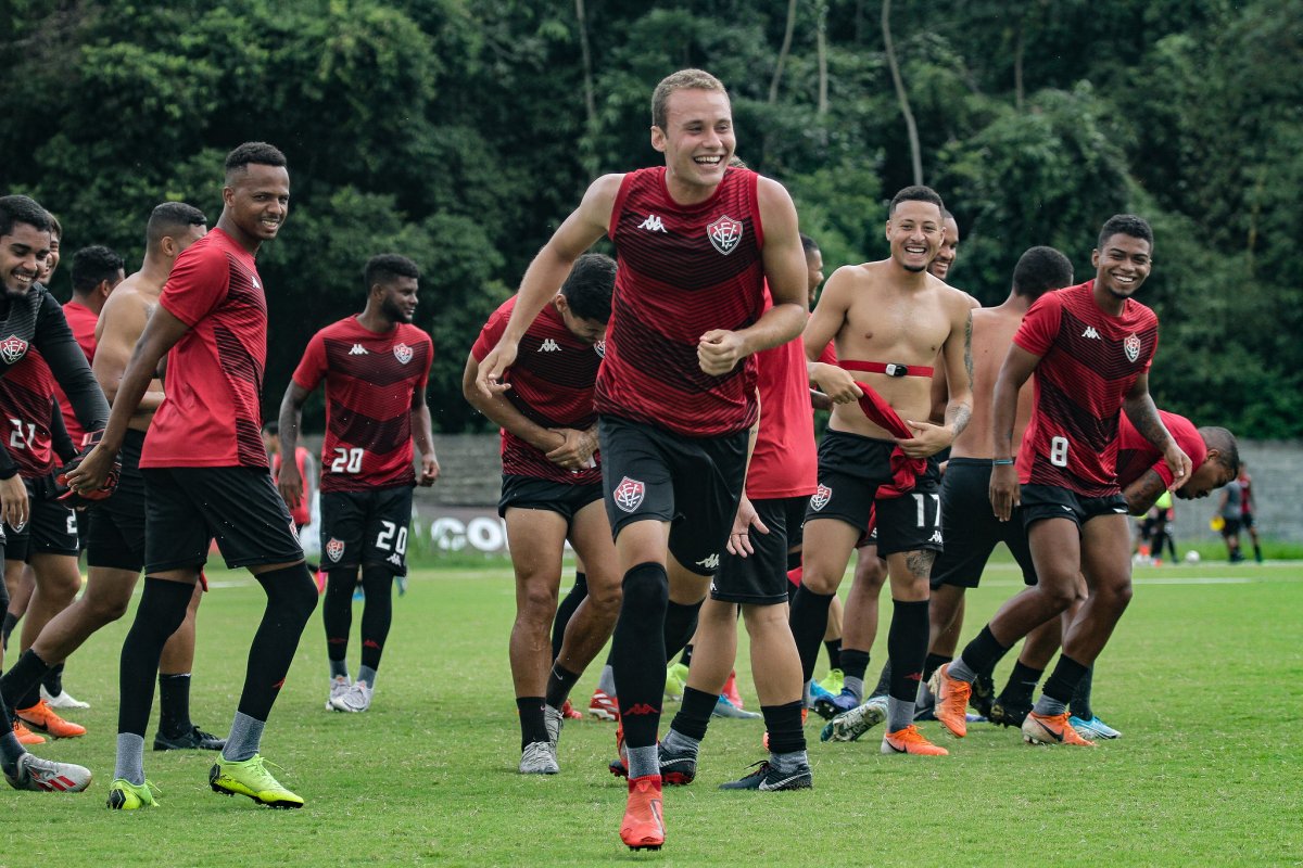 CBF define trio de arbitragem para a partida entre ABC e Vitória
