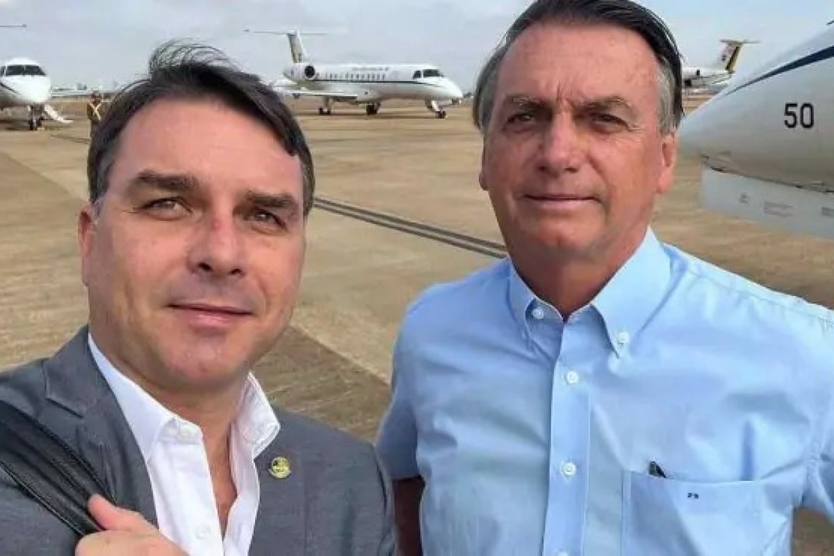 Moraes nega pedido para que Flávio Bolsonaro visitasse o pai fora do horário
