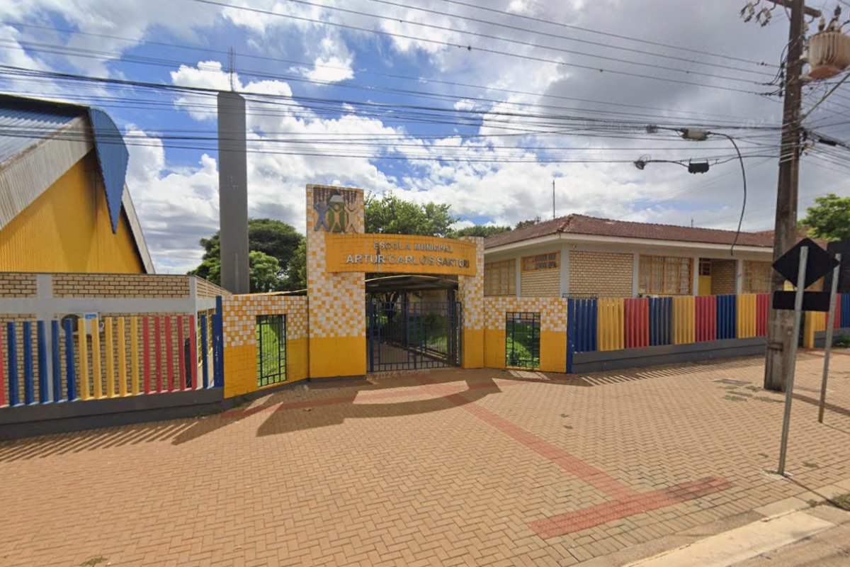 Prefeitura no Paraná abre processo para apurar caso em que menina foi levada de escola municipal por engano por avô de outra aluna 