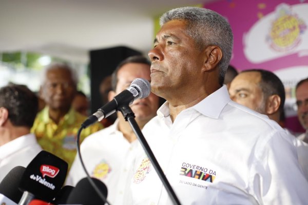 [Vídeo: Jerônimo Rodrigues anuncia parceria internacional para produzir medicamentos contra o câncer na Bahia]