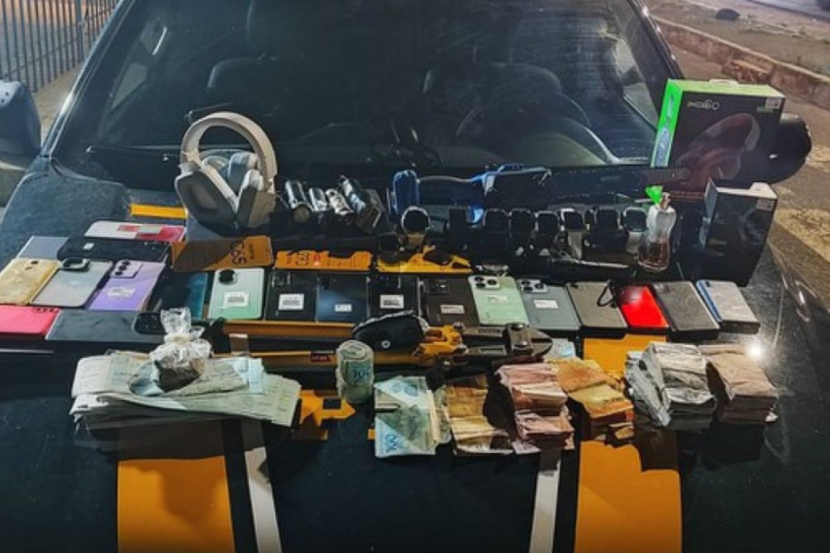 Trio suspeito de furtar diversos estabelecimentos na Bahia é preso com quase R$ 12 mil em espécie