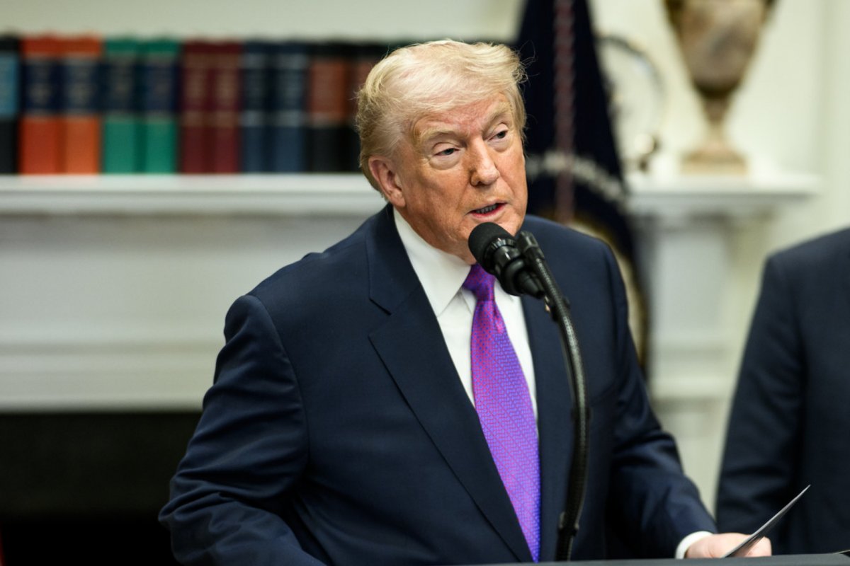 Trump afirma que visitará Venezuela e elogia gestão de Delcy Rodríguez: "Temos uma ótima relação"