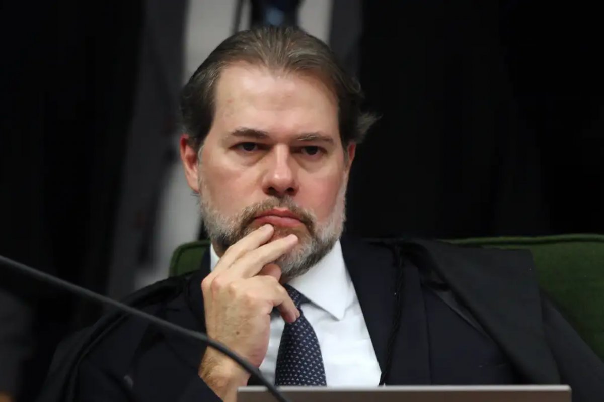Críticas à PF marcaram reunião do STF que afastou Dias Toffoli do caso Banco Master