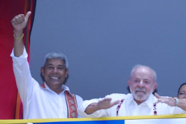 [Lula chega ao circuito Osmar, em Salvador; veja fotos]