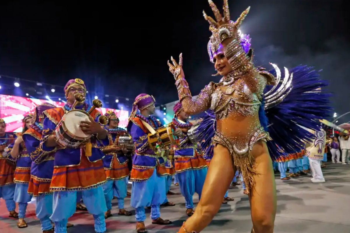 SP: desfiles têm religiosidade e homenagens a povos originários