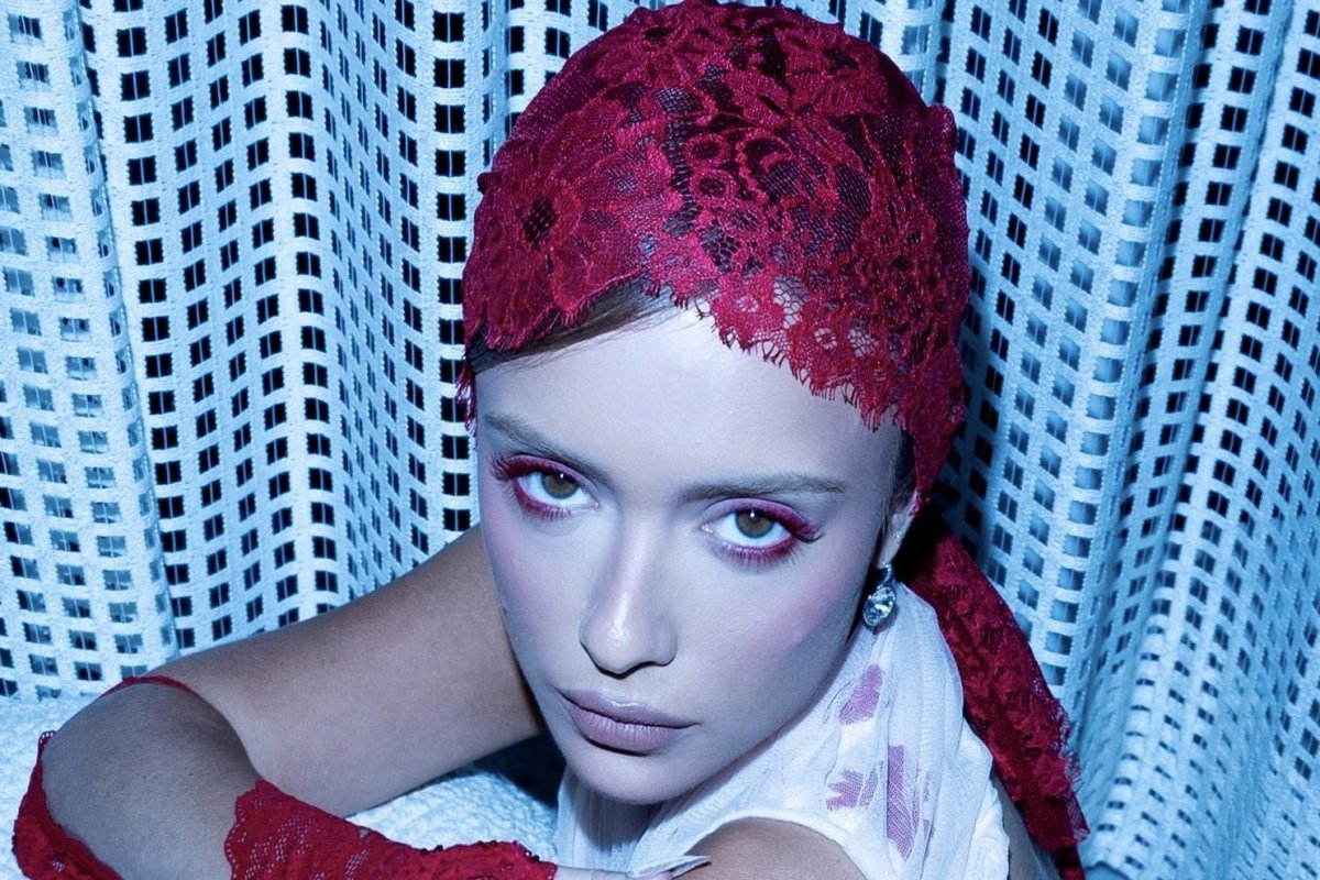 Carnaval 2026: Maria Braz aposta em look de passarela no segundo dia de Sapucaí!