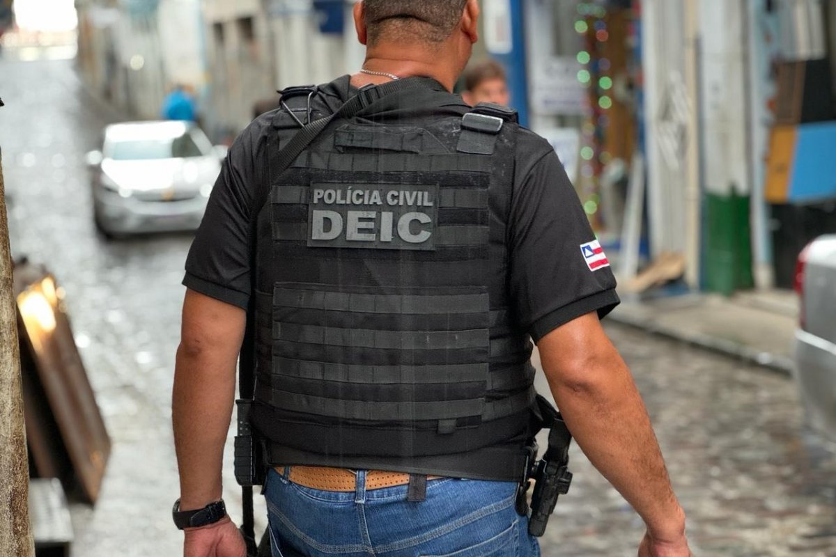 Homem investigado por tráfico internacional e interestadual de drogas é preso durante o Carnaval, em Salvador