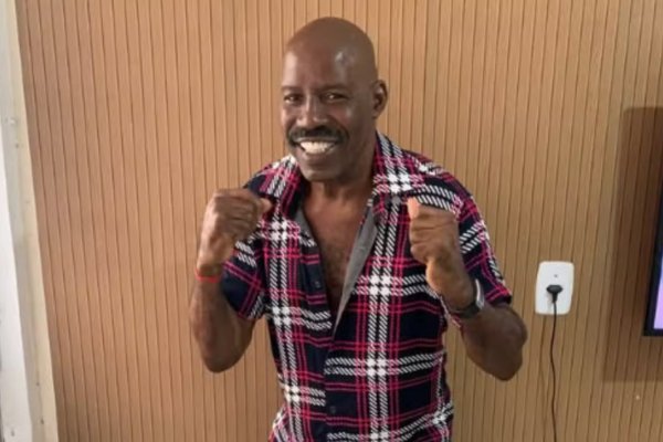 [ Ex-pugilista Reginaldo “Hollyfield”, preso acusado de agredir sobrinha, consegue liberdade provisória]