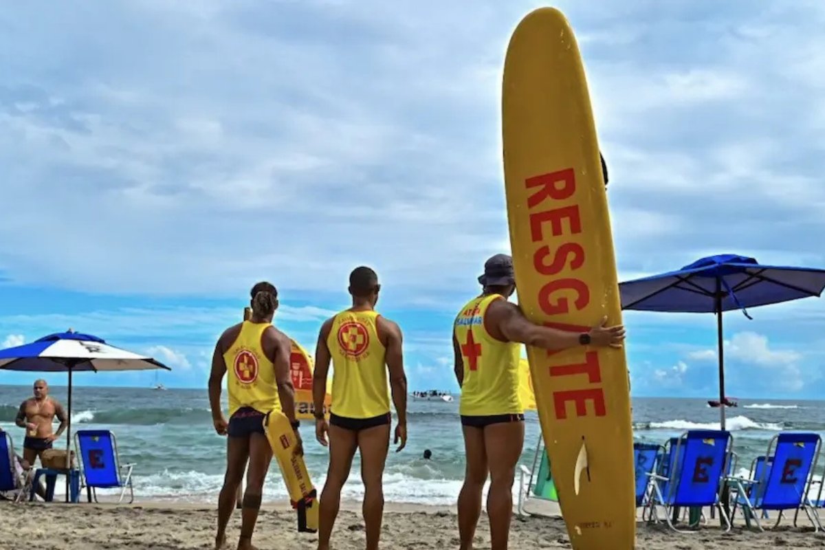 30 banhistas foram resgatados pela Salvamar durante o Carnaval 2026