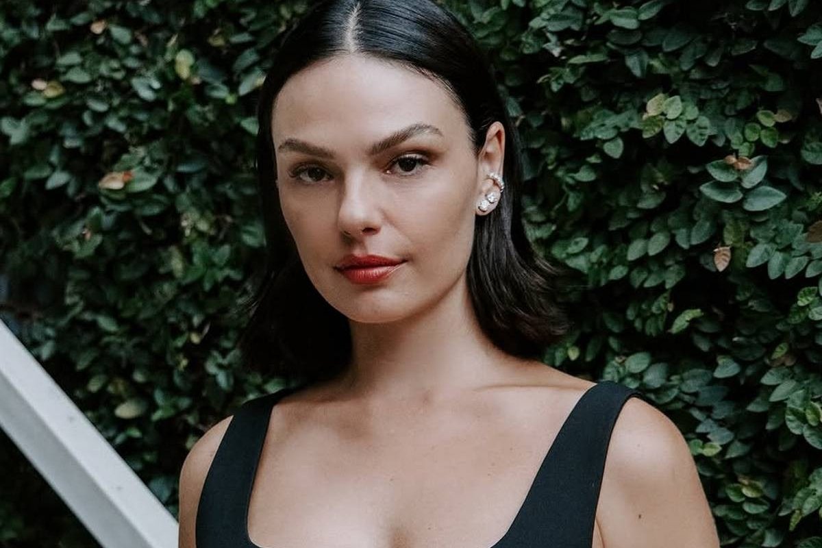 Especialista resgata vídeo de Isis Valverde e explica por que autoamor é a base de qualquer relação! 