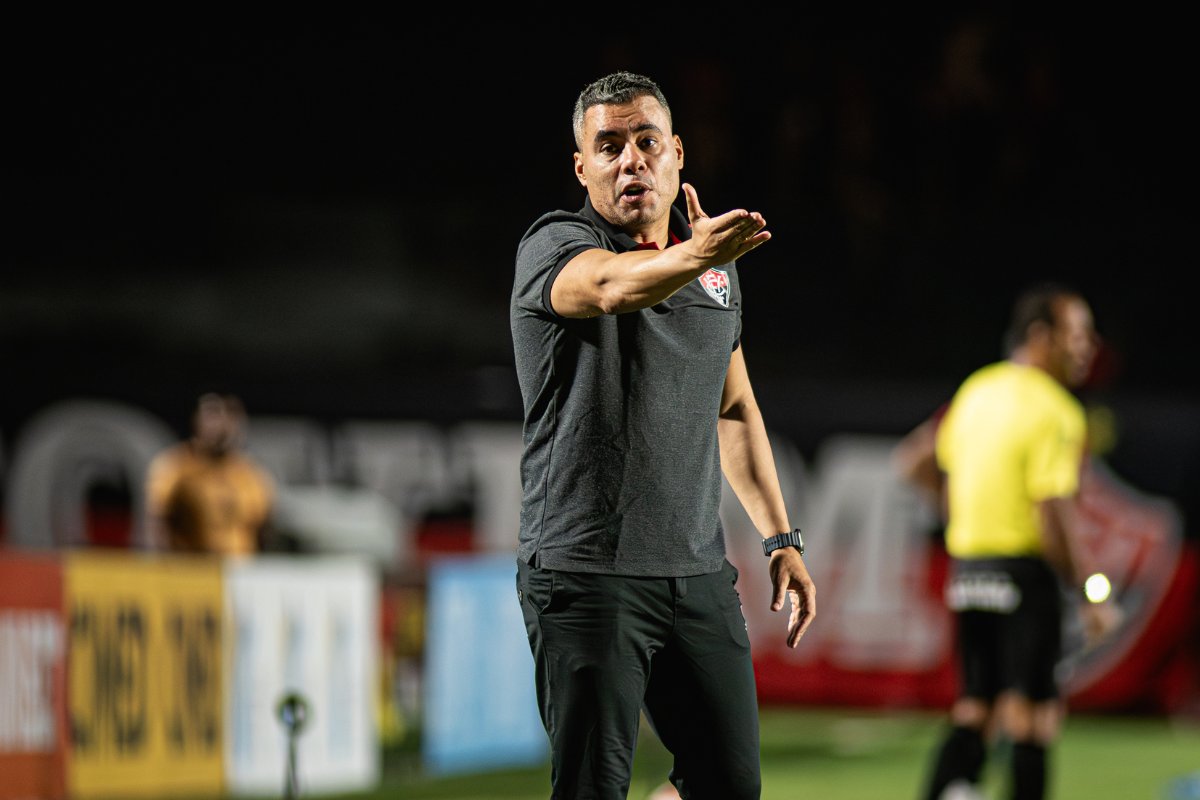 Jair Ventura valoriza vitória do Vitória e projeta classificação: “Estamos a uma vitória da semifinal”