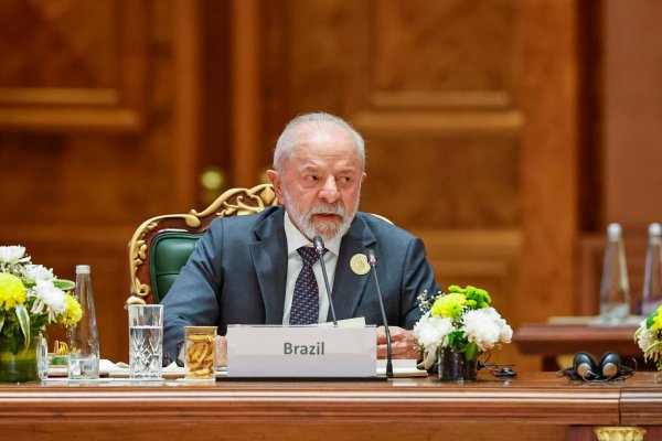 [Lula diz estar aberto ao diálogo com Trump sobre minerais críticos e tráfico, mas descarta negociar soberania]