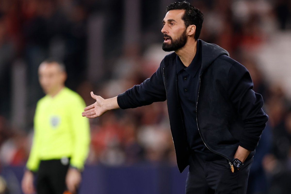 Arbeloa volta a defender Vini Jr após caso de racismo na Champions Arbeloa volta a defender Vini Jr após caso de racismo na Champions