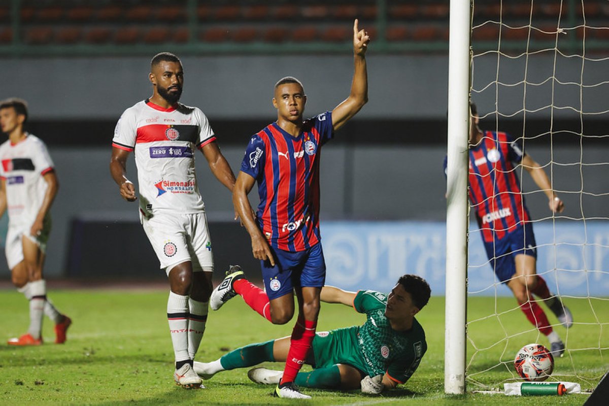 Vídeo: Bahia vence lanterna Atlético de Alagoinhas na última rodada do Baiano; confira os gols do Tricolor Vídeo: Bahia vence lanterna Atlético de Alagoinhas na última rodada do Baiano; confira os gols do Tricolor