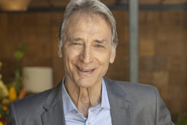 [Ator Herson Capri sofre infarto! ]