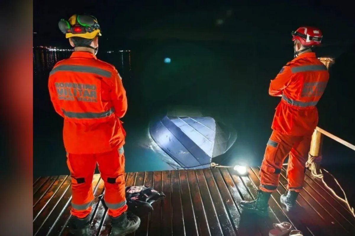 Condutor de lancha que colidiu e deixou seis mortos estava alcoolizado e não era habilitado; apontam testemunhas