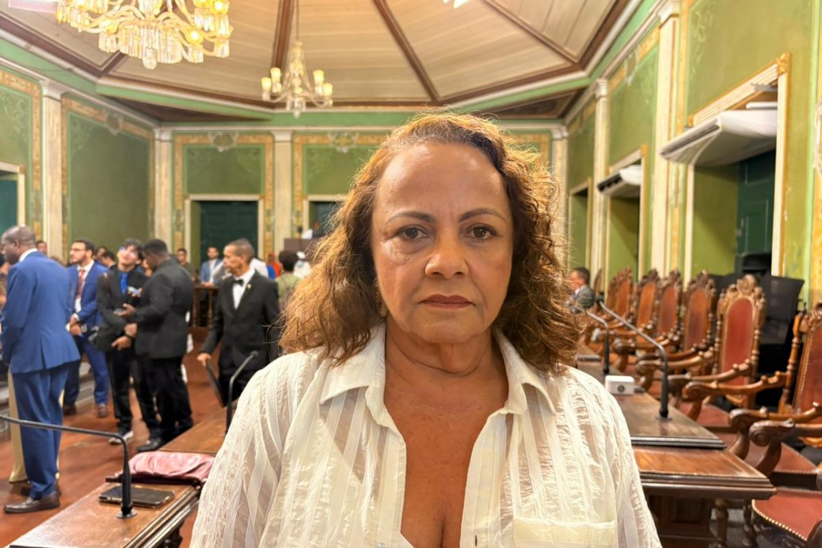 Vídeo: 'decisão da Justiça é para ser cumprida', afirma Aladilce sobre suspensão de obras na Praia do Buracão