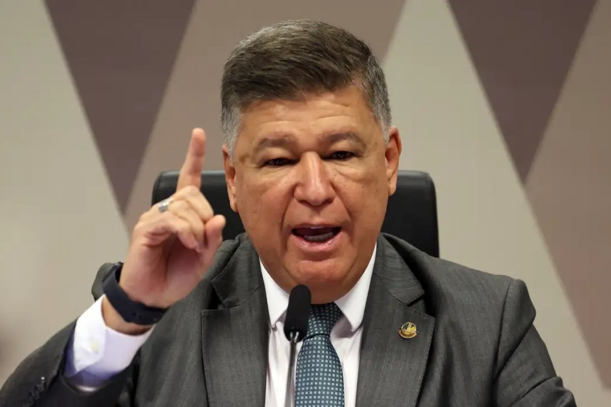 Presidente da CPMI do INSS descarta ouvir ex-dono do Master em SP