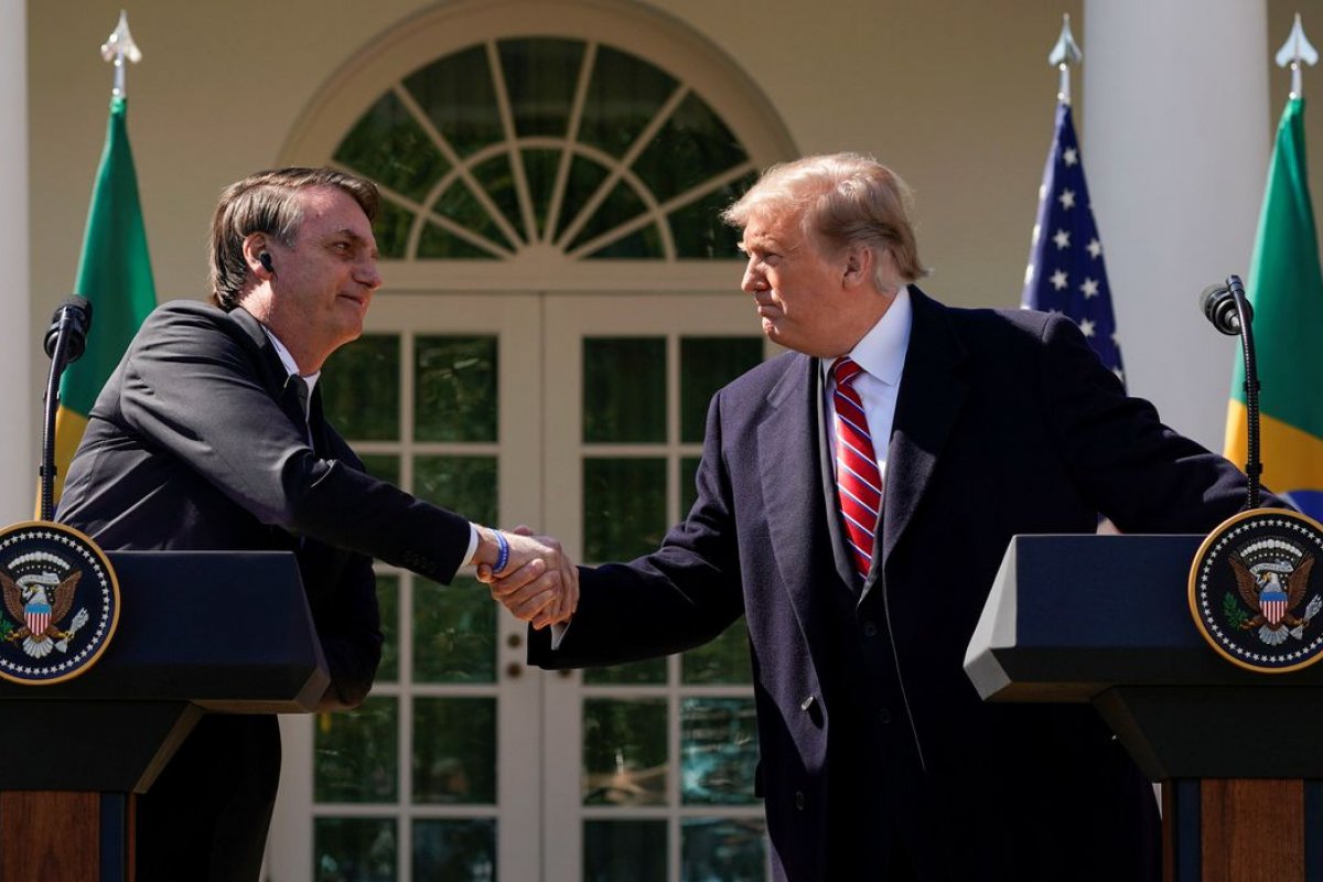 Trump e Bolsonaro jantarão neste sábado