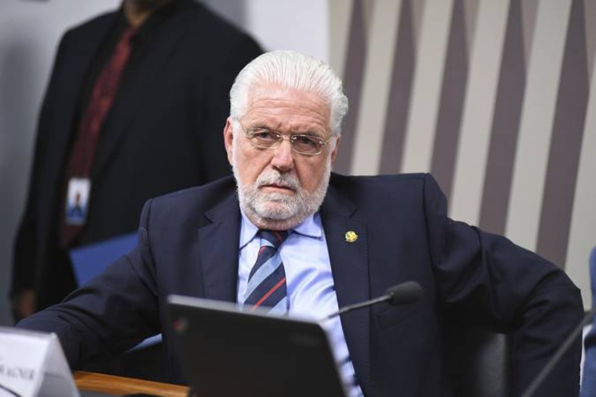 “Quem bate o martelo é o governador Jerônimo e o conselho político”, diz Jaques Wagner ao recuar sobre composição da chapa para eleições para governador na Bahia 