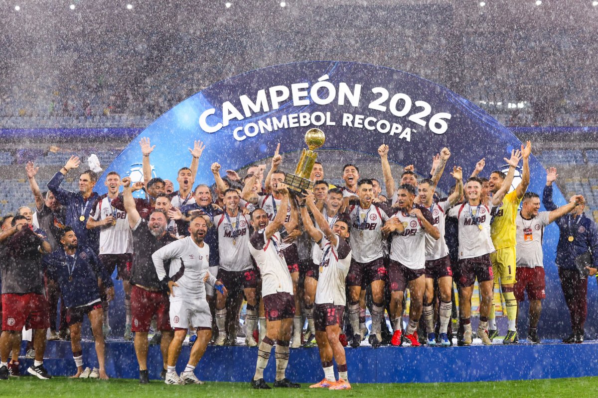 Flamengo luta, mas sucumbe diante do Lanús e perde título da Recopa