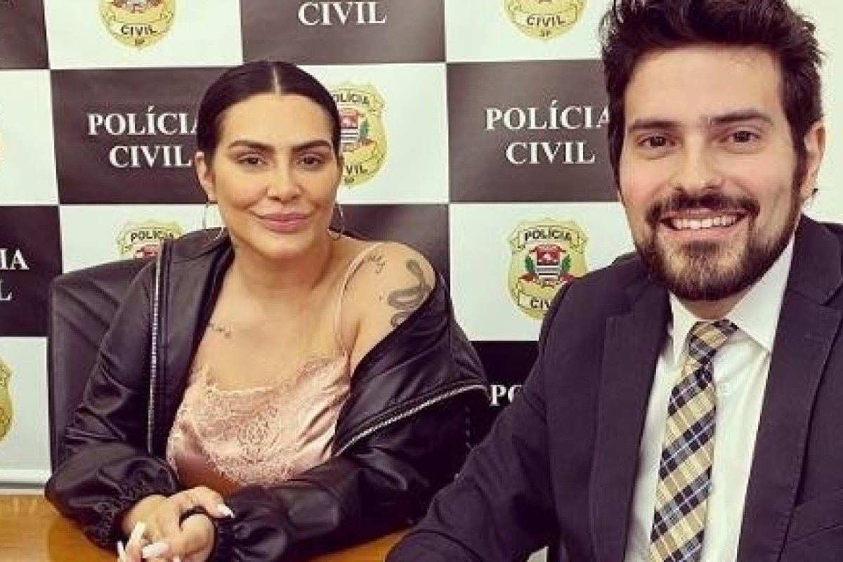 Cleo vai à polícia contra hacker que invadiu seu Instagram