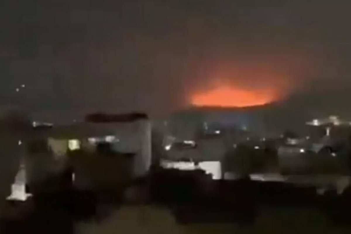 Paquistão troca ataques com Afeganistão após Islamabade declarar 'guerra aberta'