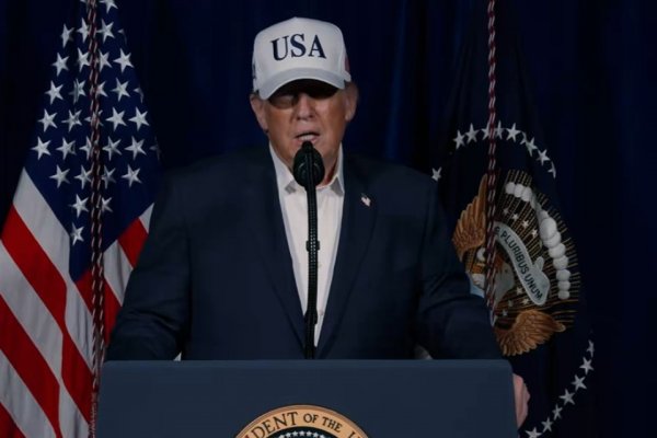 [Trump confirma ataque ao Irã e cita defesa nacional: 'defender o povo americano']