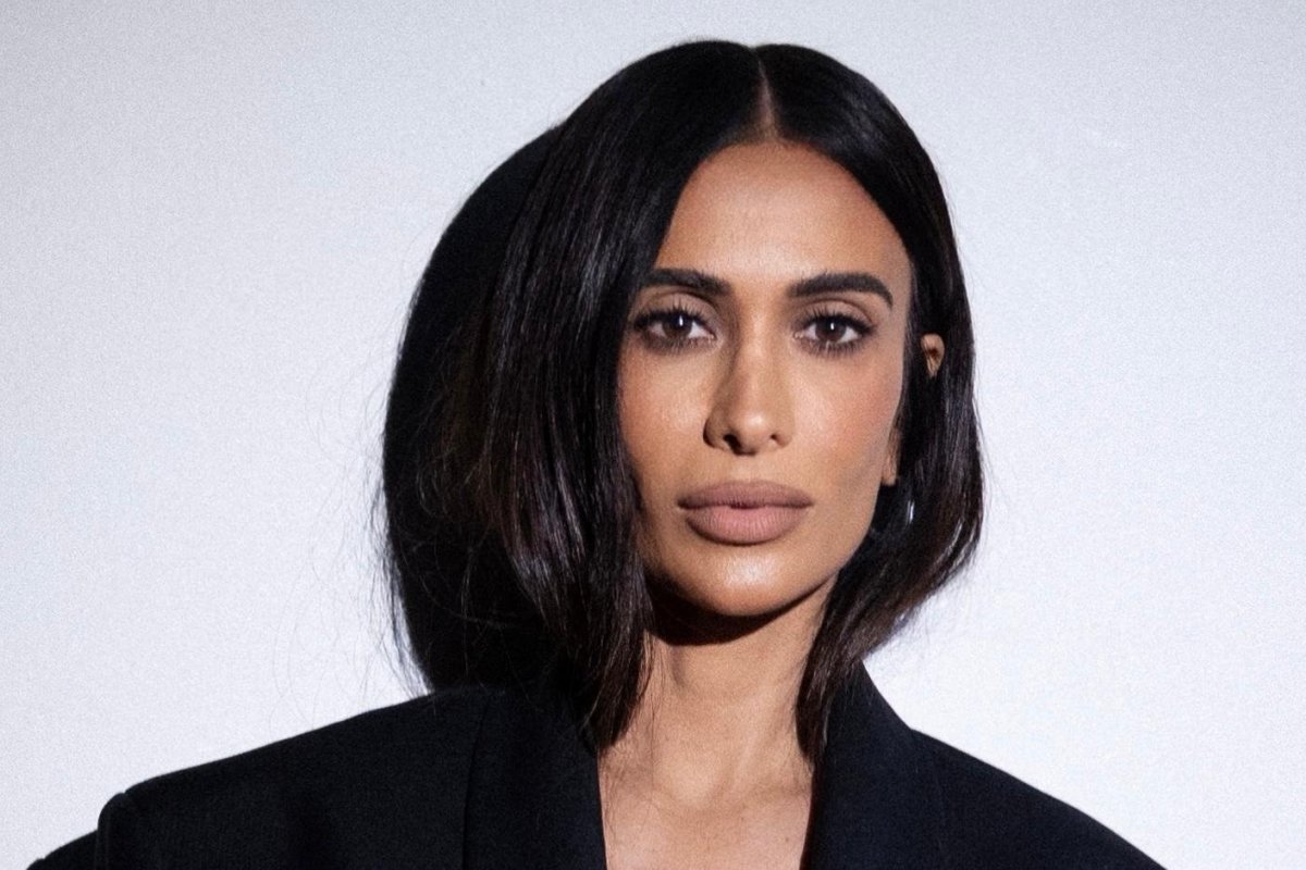 Silvia Braz escolhe look que abriu desfile da Ferragamo para último dia de Milão Fashion Week! 