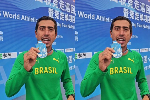 [Caio Bonfim ganha prata em etapa mundial da marcha atlética na China ]