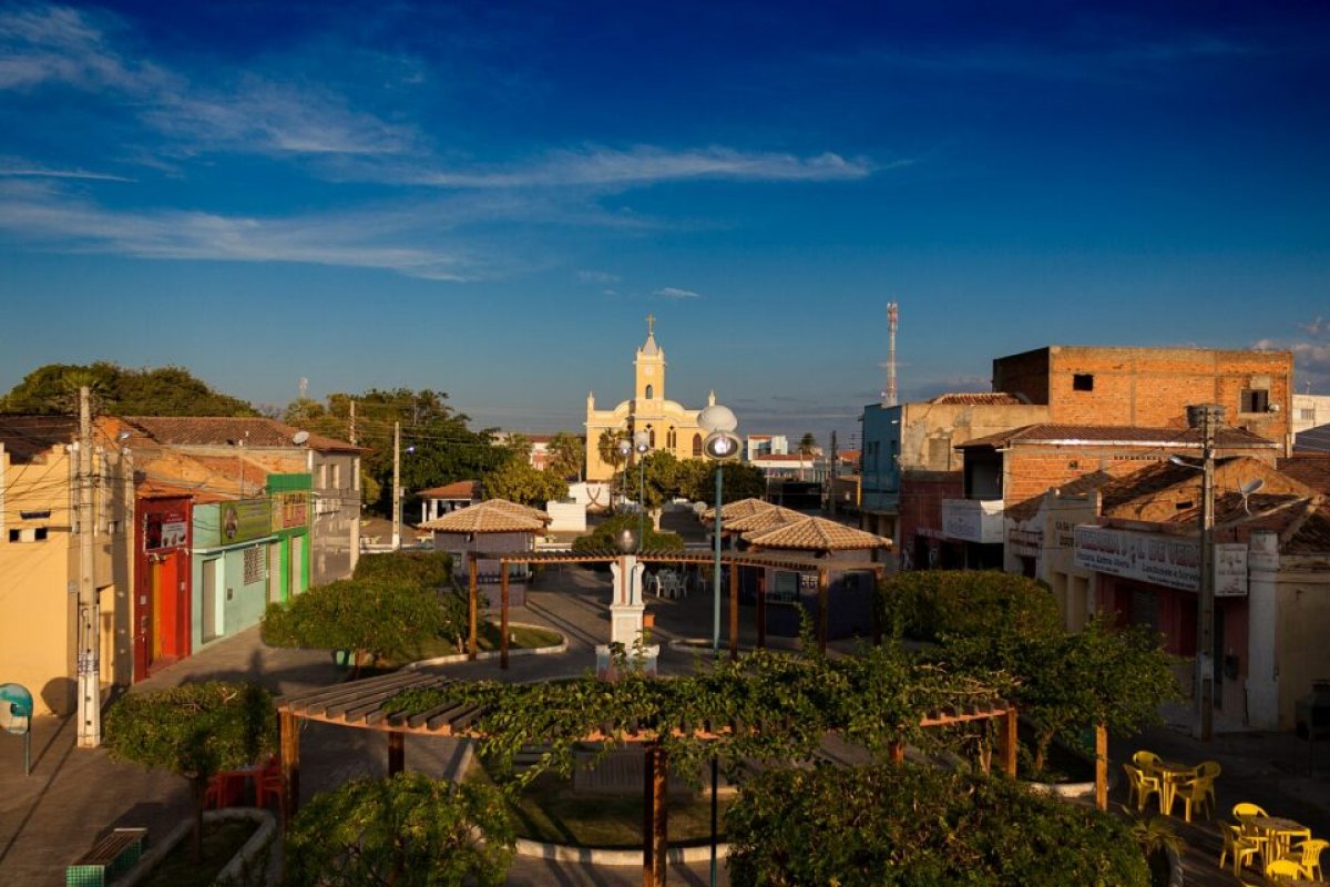 Xique-Xique tem serviço de energia elétrica suspenso por cerca de 20 horas