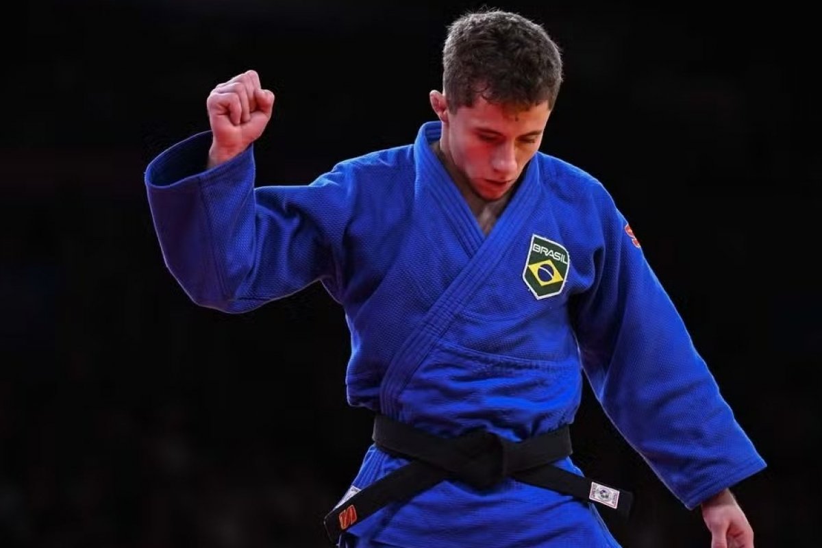 Judoca brasileiro se torna melhor do mundo na categoria até 60kg