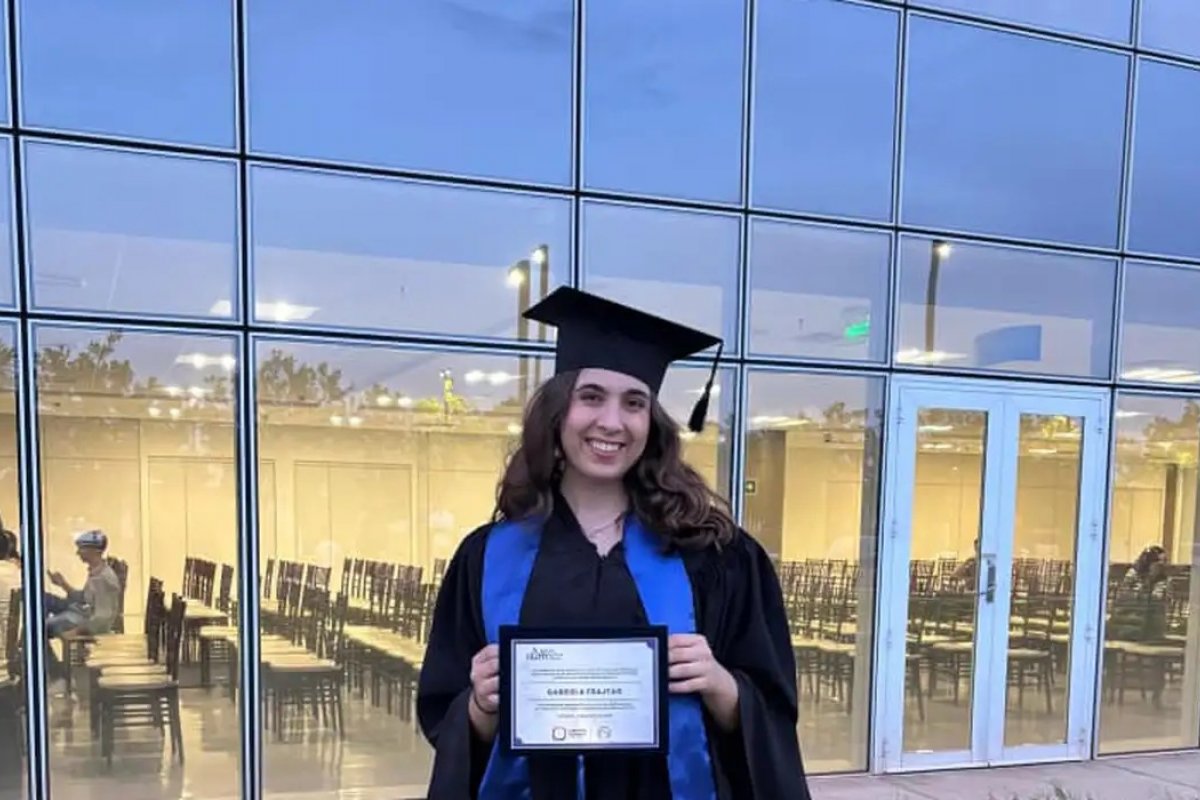 Brasileira vence concurso internacional de biologia quântica