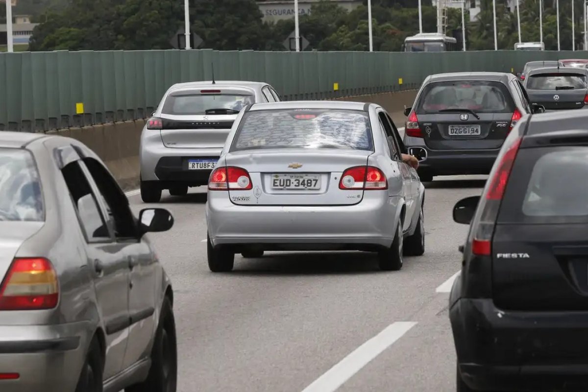Projeto de lei que isenta motoristas autônomos do pagamento de pedágios entra em análise na Câmara dos Deputados
