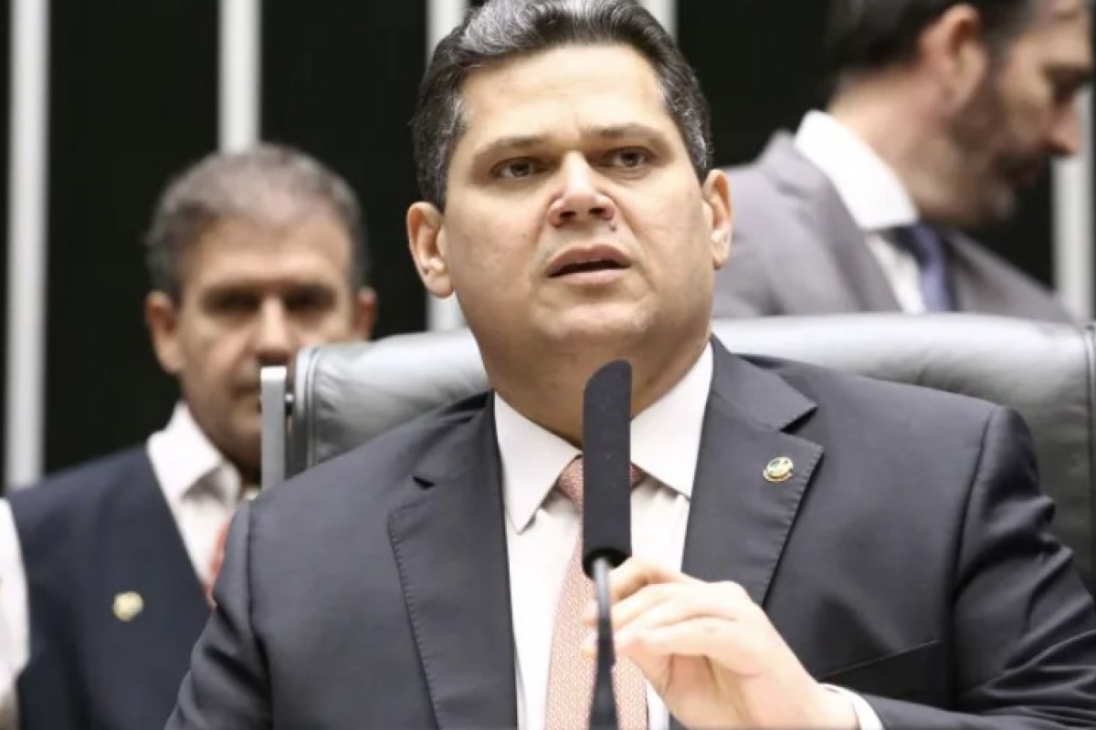 Alcolumbre mantém quebra de sigilo de Lulinha